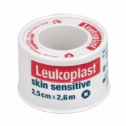 Esparadrapo hipoalergico - leukoplast skin sensitive (1 unidad 2,6 m x 2,5 cm)